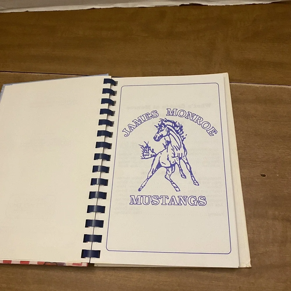 What’s Cookin’ At Monroe Cookbook 1992 Regional PTA Community Recipes